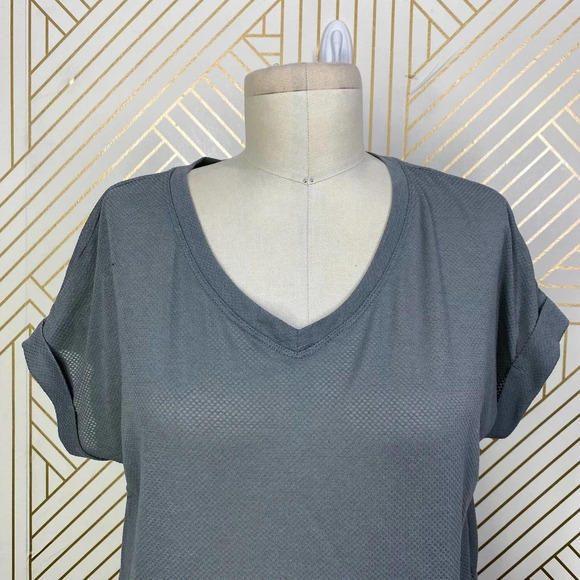 Sweaty Betty Ab Crunch V-Neck T-Shirt Grey - Picture 2 of 9